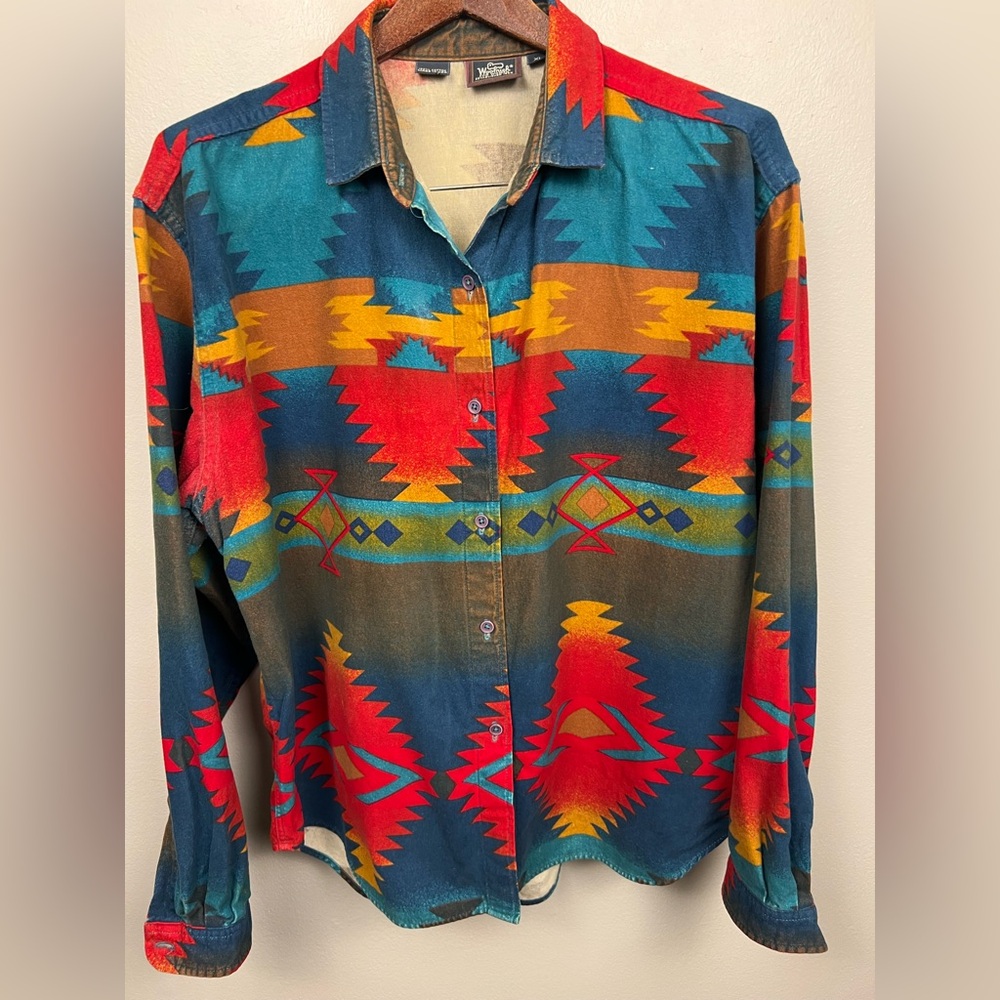 Vintage 90's Woolrich Southwestern Geometric Button-Down Shirt - Picture 2 of 12